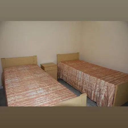 Donzello Lodge